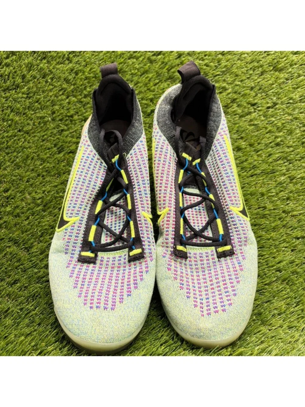 Nike Air VaporMax 2021 Flyknit Mens Size 10.5 Green Volt Running Shoes Sneakers